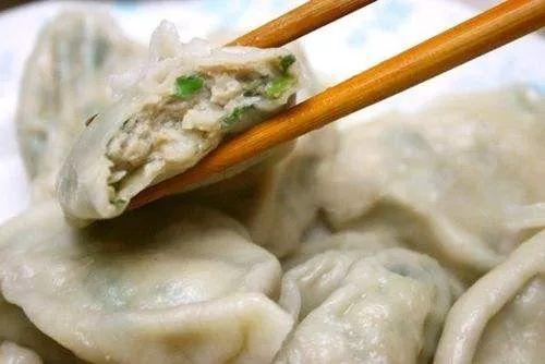 鲅鱼饺子爆料视频播放,揭秘制作过程与美味诱惑  第1张